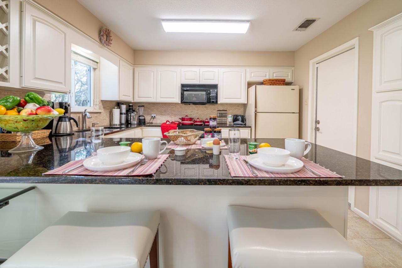 King Bed In Relaxing Oasis, With Free Snack/Wi-Fi/Parking San Marcos Exterior foto